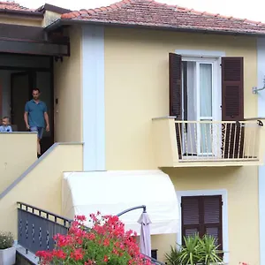 Casa Maiò Riccò del Golfo di Spezia